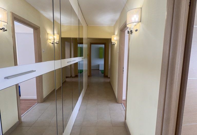 De inchiriat ap. 3 camere Bdul Alexandru Obregia sector 4 - Poză 6