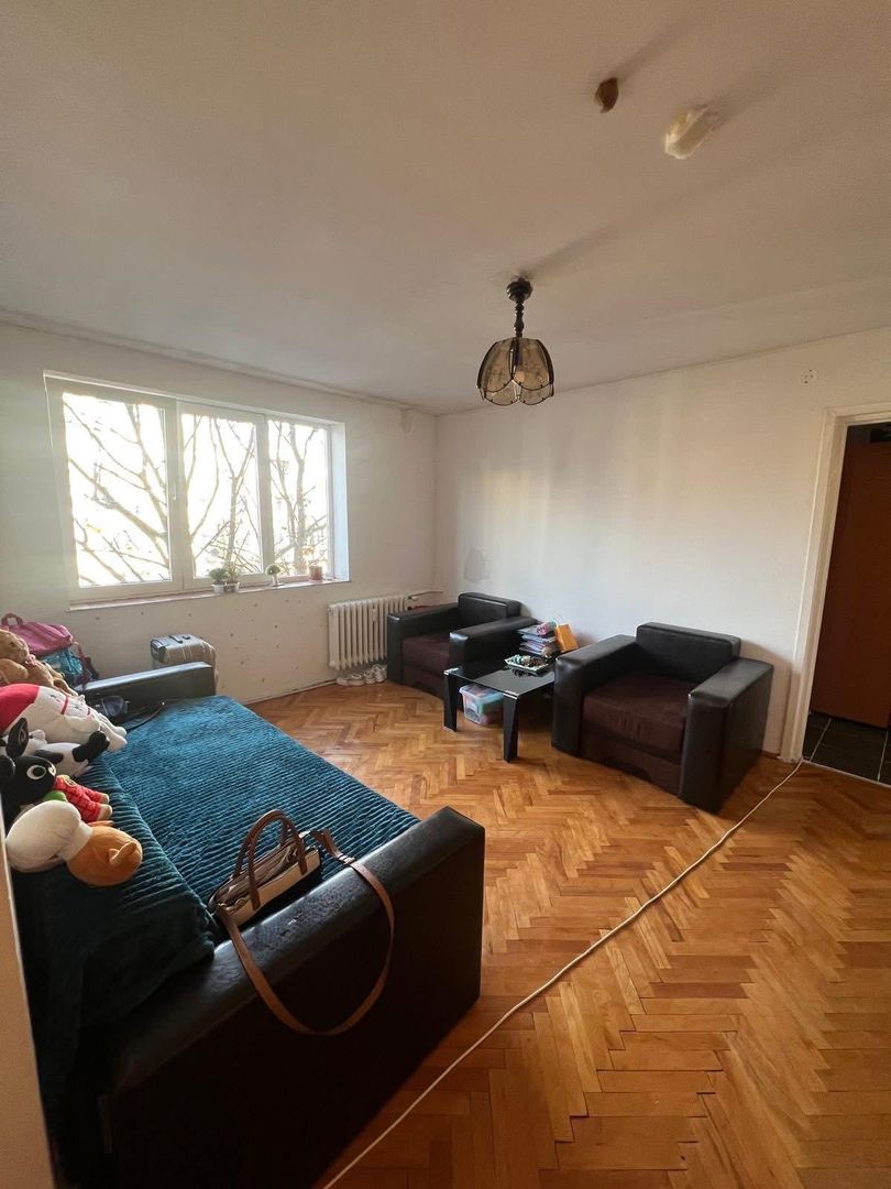 Apartament de vânzare - Poză 2