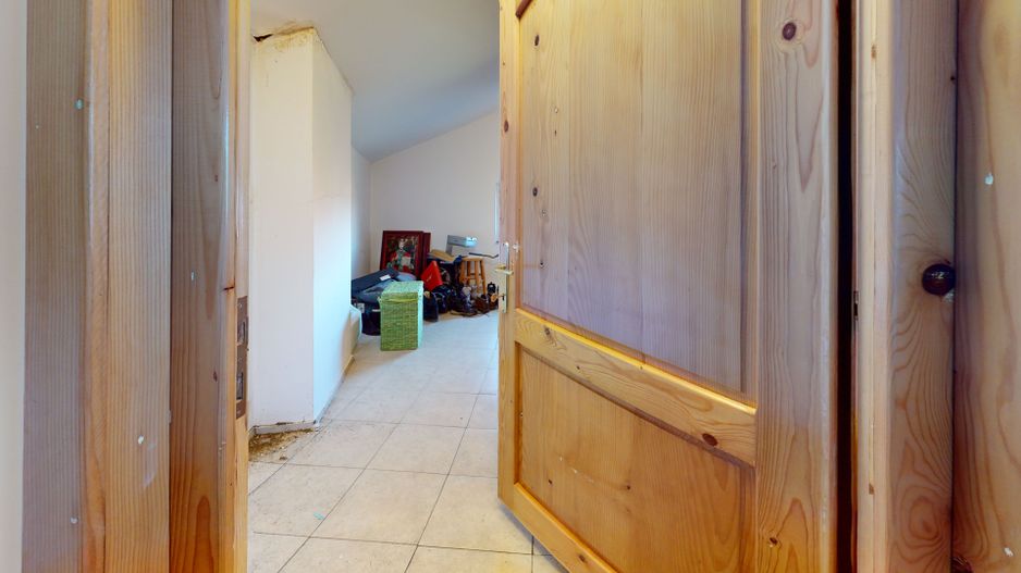 Casa deodebita zona Sacele -central - Poză 18