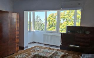 3 camere decomandat zona Bucovina - Poză 1