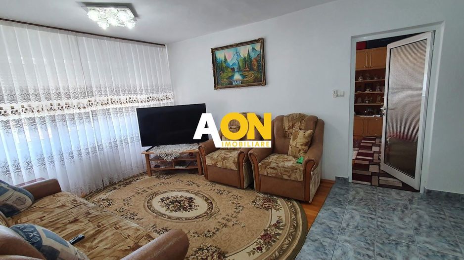 Apartament 3 camere, mobilat, utilat, Cetate - Poză 4