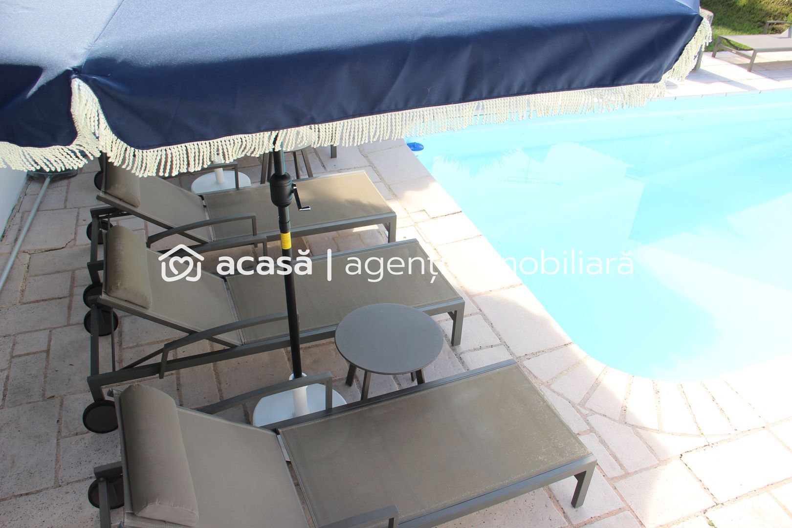 Vila fermecătoare la 25 minute de Cannes - Poză 1