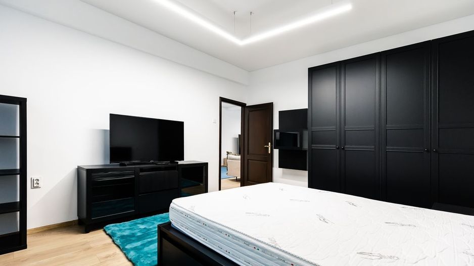 De vanzare Apartament 3 camere Calea Victoriei - Poză 3