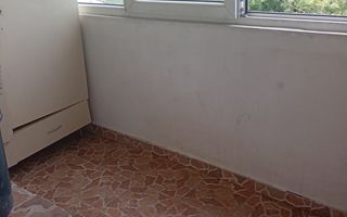 Apartament 2 camere, 2 balcoane bdul Basarabia - Poză 2