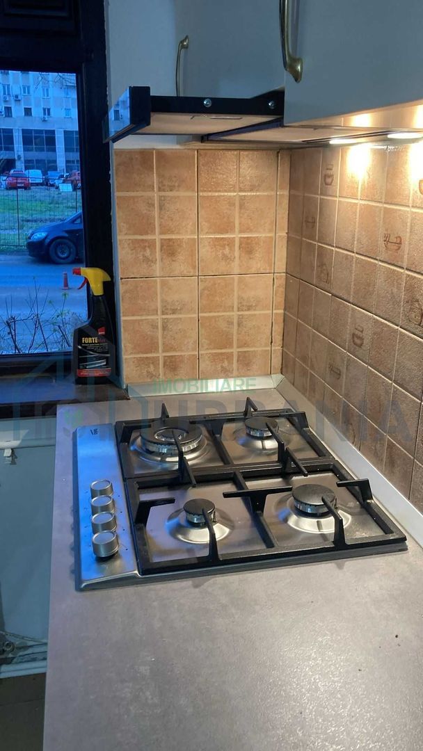 Apartament 3 camere de închiriat în Iași, zonă ultracentrală, lângă Hala Centrală și Palas - Poză 3