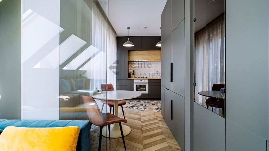 Penthouse de lux 530 mp ultracentral in Oradea - Poză 7