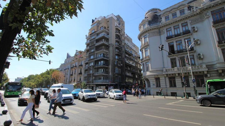 Piata Romana, 4 camere 138 MP total, Etaj 2/9, renovat - utilat, liber - Poză 53