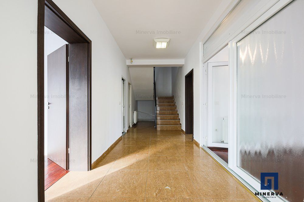 Inchiriere vila birouri 6 camere, parcare minim 15 auto - Poză 4