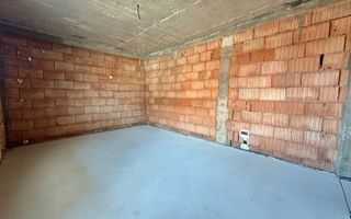 Apartament cu 2 camere si dressing decomandat la etajul 2in Giroc langa Hotel IQ - Poză 4