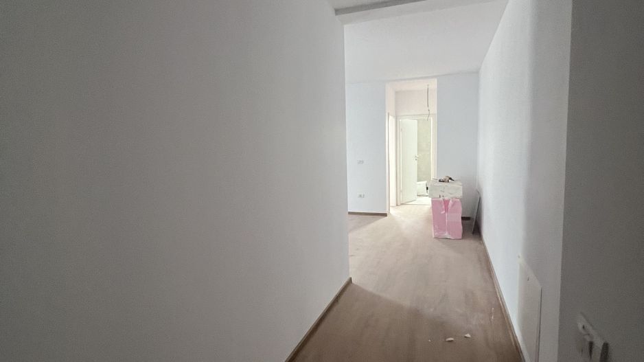 Apartament 2 cam bloc nou zona Selgros - Poză 12