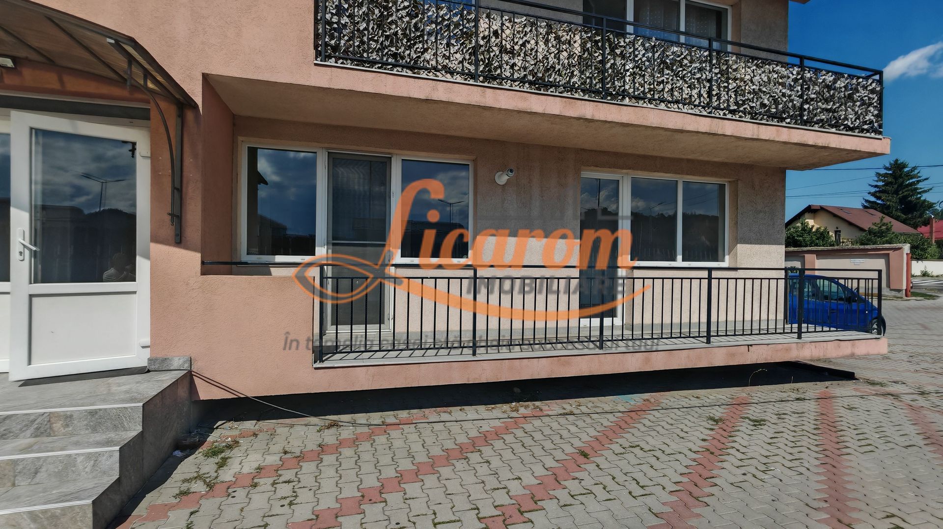 Apartament luminos 3 camere,Parter, parcare,Râșnov, Cartier Covaciu - Poză 1