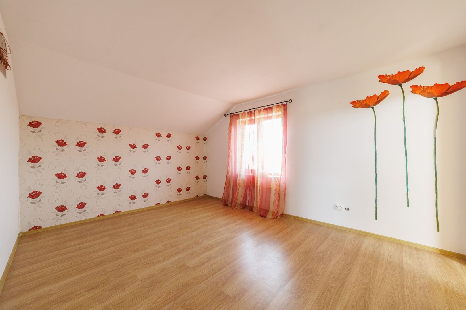 Casa P+M cu 4 camere si teren de 705 mp | Pitesti – Strada Zborului - Poză 17