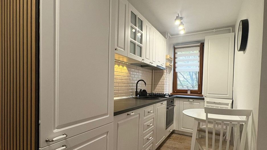Apartament 2 camere modern I complet utilat si mobilat I loc de parcar - Poză 6