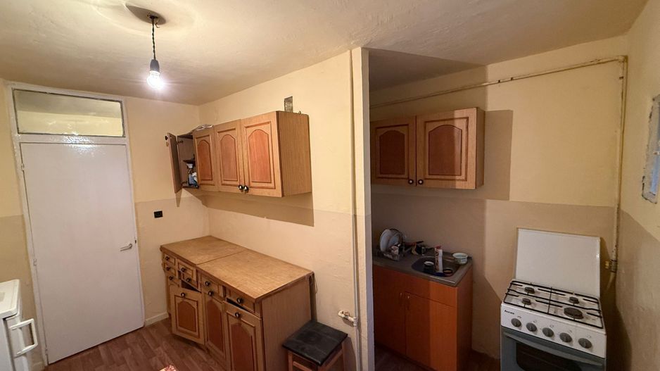 Apartament 2 camere decomandat, etaj 1/4, zona Odobescu - Poză 2