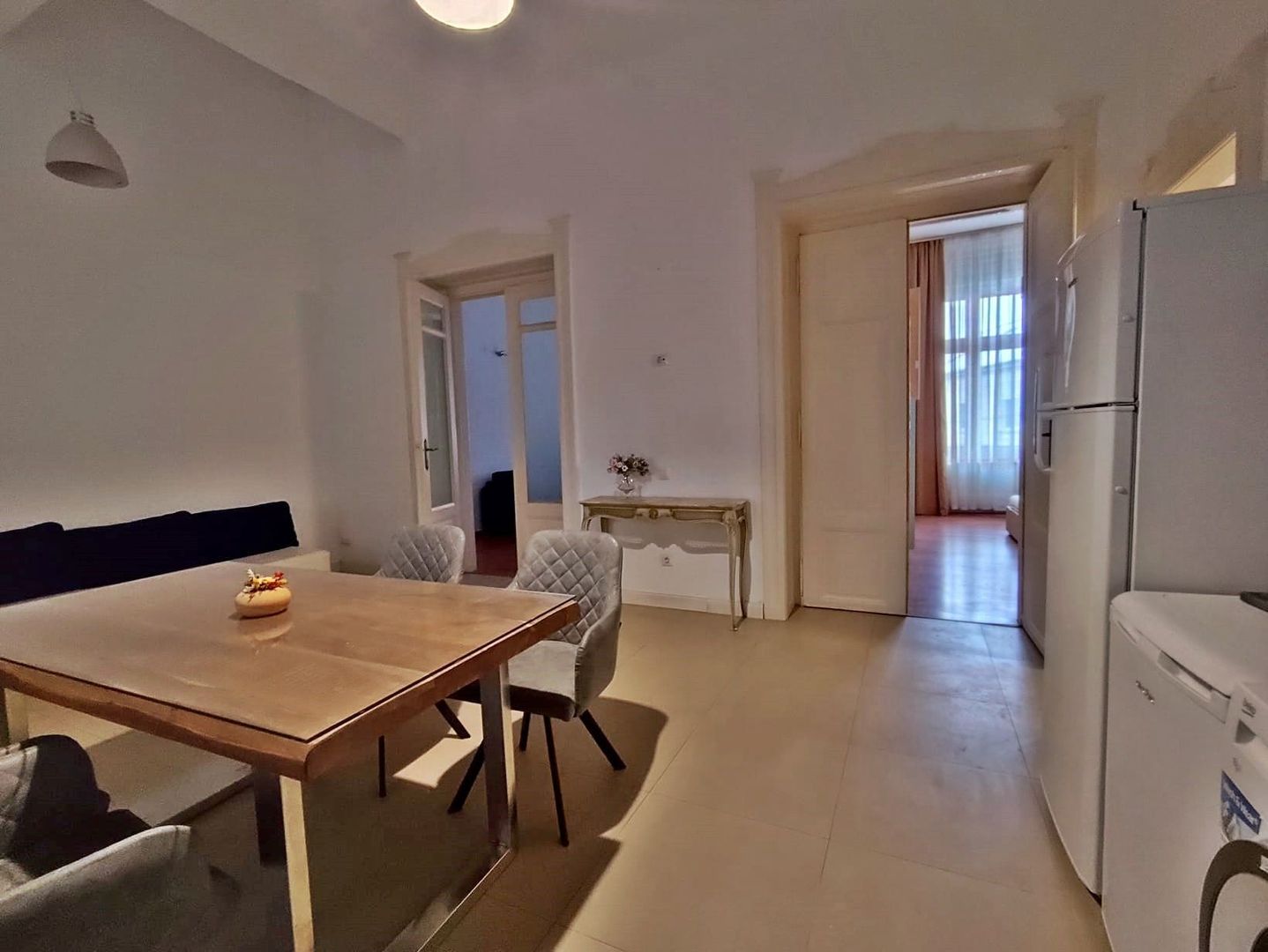 Inchiriere 3 camere  ultracentral, str. Iuliu Maniu, Oradea - Poză 8