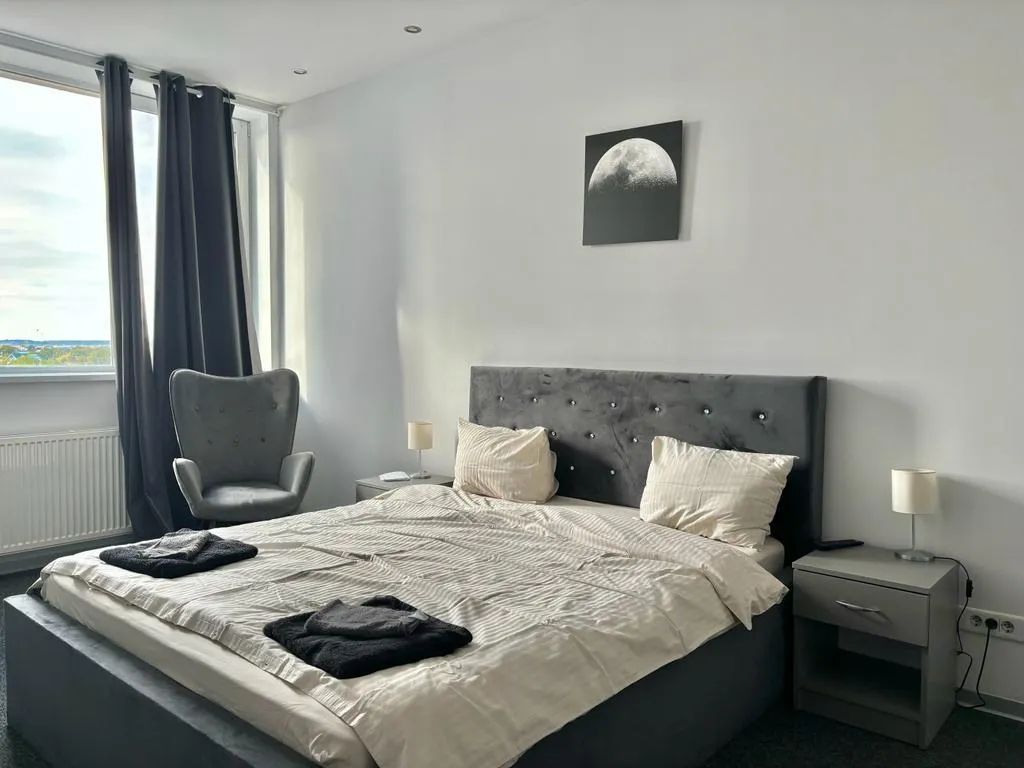 Cladiri Apart-Hotel pe DN1 - Poză 3