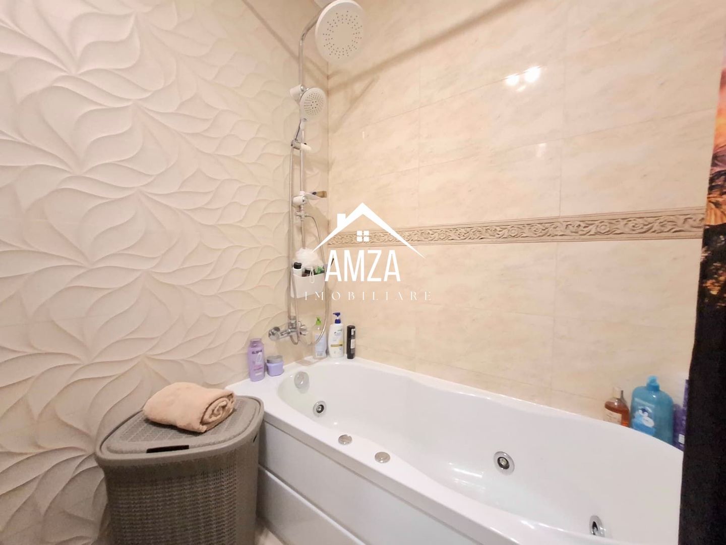 Apartament 3 camere,utili + 2 balcoane, parcare subterană – Turnisor - Poză 5