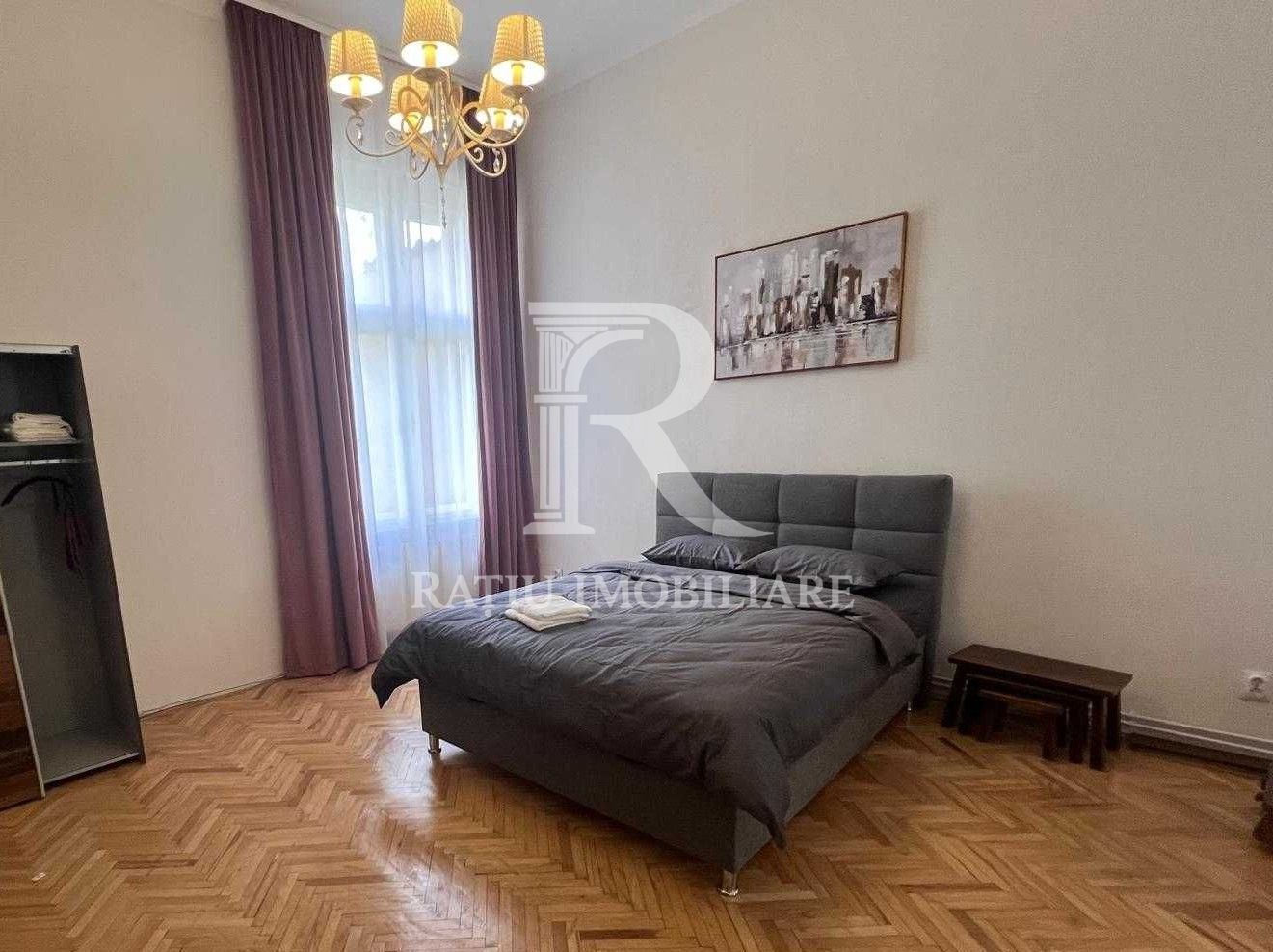 Apartament la casa 4 camere | Mihai Eminescu | Curte comuna | Oradea - Poză 1