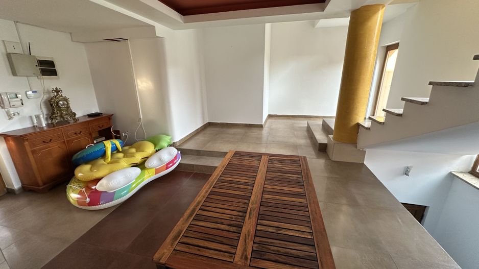 Proprietate cu piscina Dumbravita - Poză 43