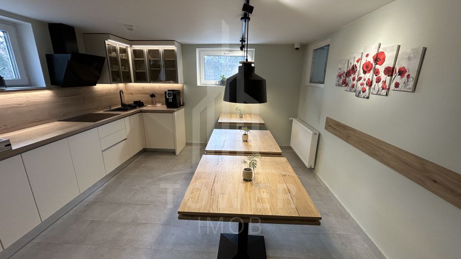 Casă de lux de închiriat | Curte | Ciubăr | Zona Gușterița - Poză 2