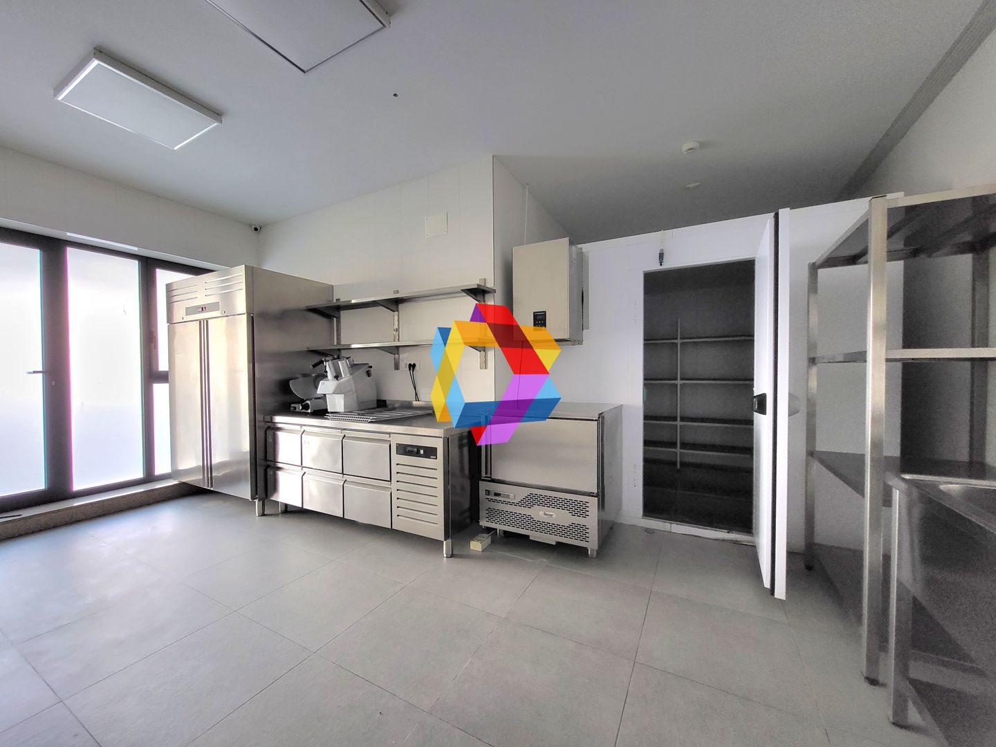 Restaurant in zona Coresi cu finisaje premium - 224 mp # plus-imo.ro - Poză 11