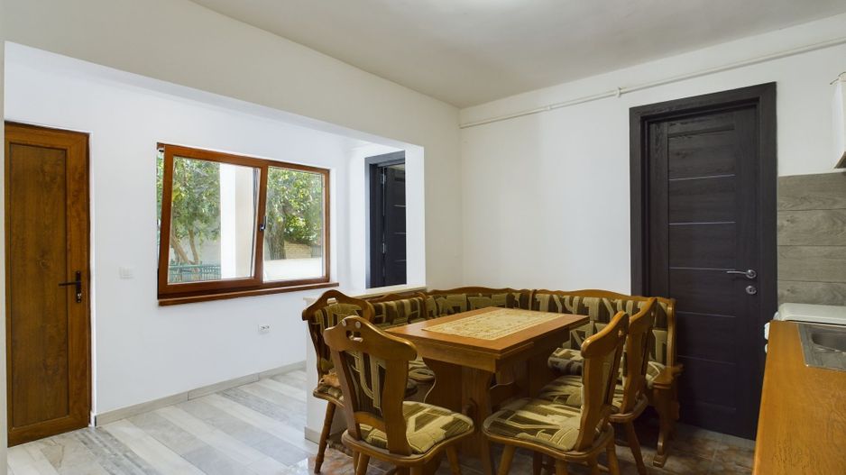 Casă cu 4 camere în Urseni, complet renovată! - Poză 13