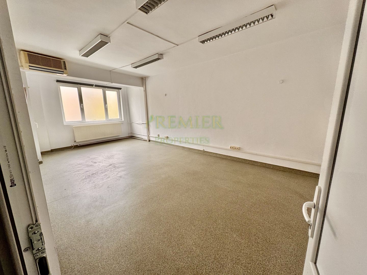 CLADIRE DE BIROURI P+4 | MULTIPLE ACTIVITATI - Poză 13