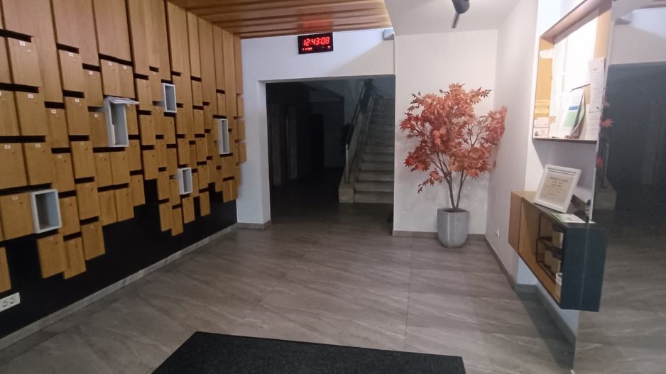 Apart. 2 cam. mare + Parcare + Terasa ! Sector 6 - Poză 9