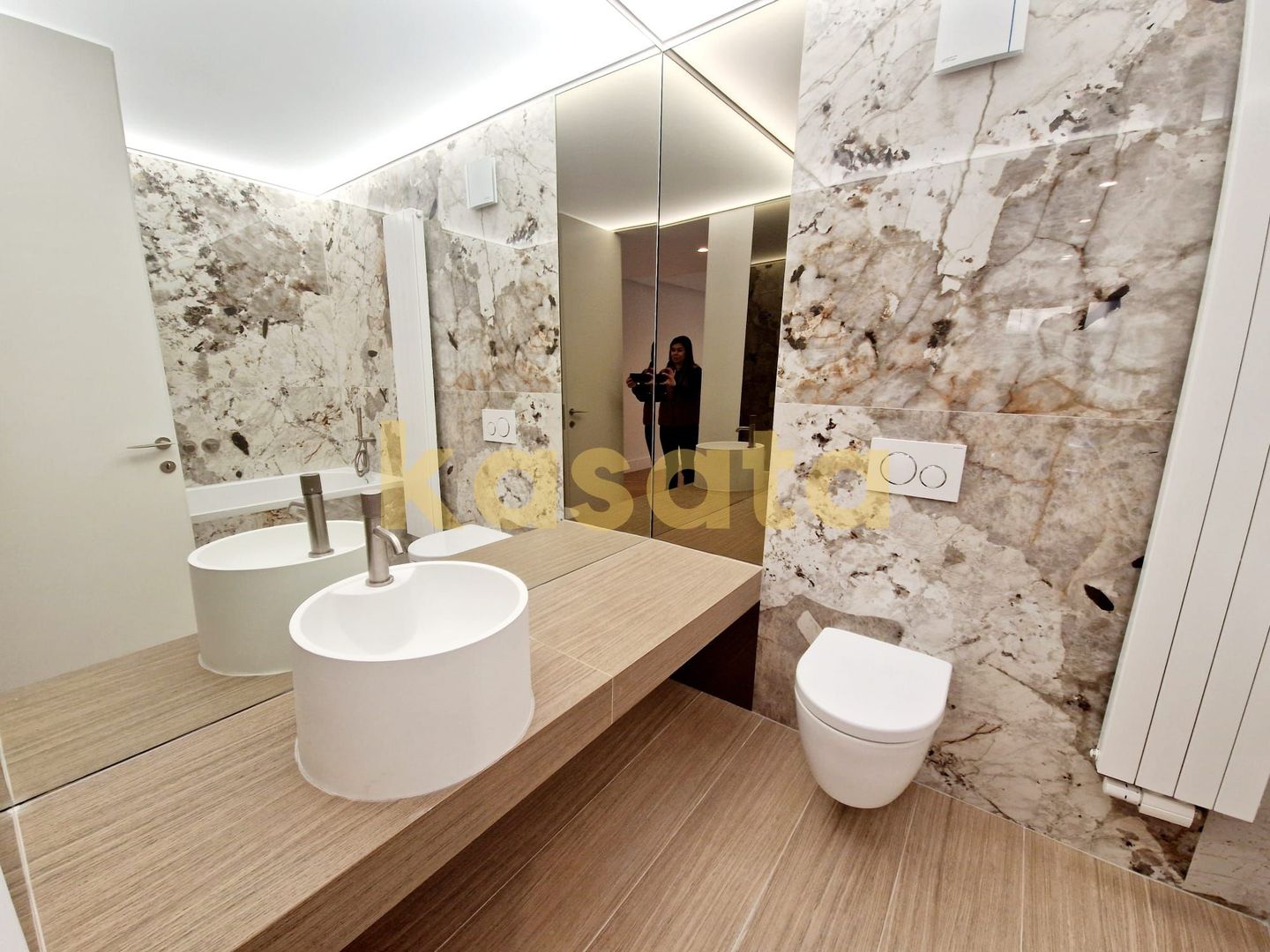 3 camere de lux – Cortina 126, Erou Iancu Nicolae, 100 mp + terasă - Poză 7