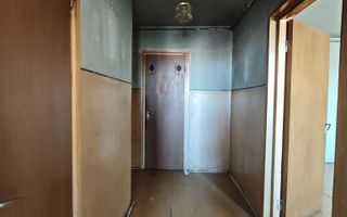 Apartament 2 camere - 55mp utili+balcon, etaj 10/10 - Poză 2