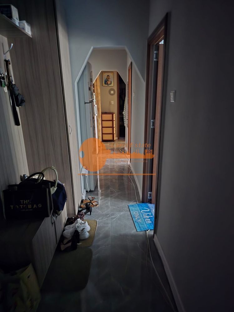 3 camere Gorjului-Valea Lunga ( bloc reabilitat ) - Poză 5