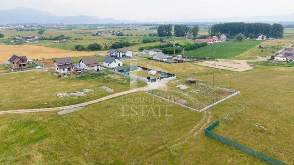 Sanpetru |Teren intravilan 733mp | 3 fronturi stradale - Poză 9