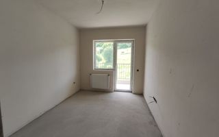 Apartament 3 camere | etaj 3 | Zona Sesul de Sus - Poză 4