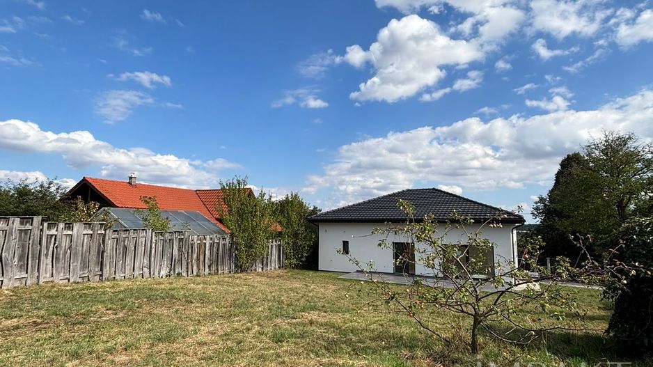 Casă individuală pe un singur nivel în Feleacu, zona Pahumi! - Poză 18