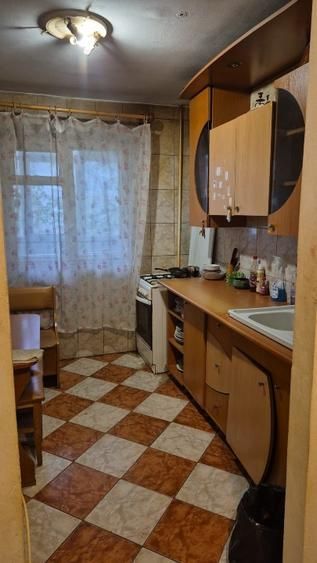 Vanzare apartament 3 camere Titan- Fizicienilor, 2 bai, bloc 1984 - Poză 3
