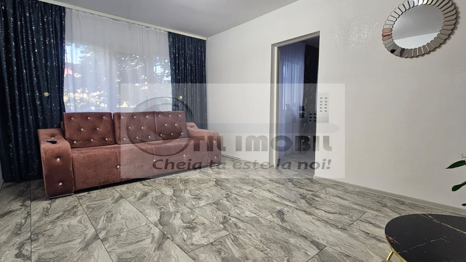 Apartament cu 2 camere in rond Podu Ros ! - Poză 3