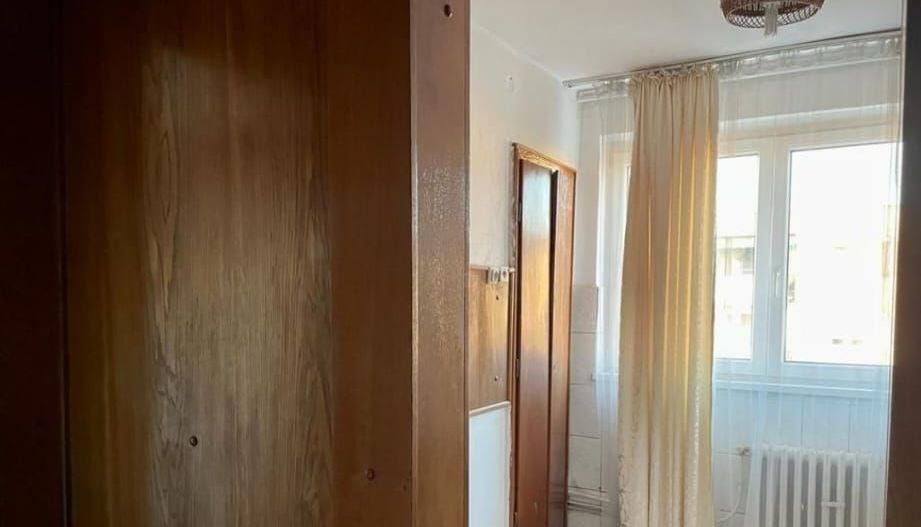 Ag EUROPA vinde ap 2 cam NEFINISAT 46mp, etaj 4 în CENTRU. - Poză 3