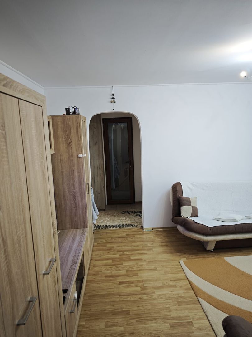 Apartament 3 Camere cu Centrală Proprie și Parcare – Sector 3 - Poză 9