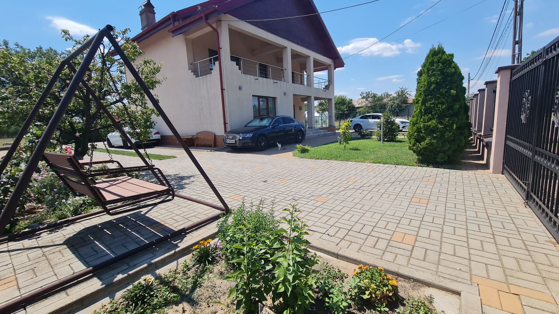 Vila impozanta in zona linistita la 15 minute de capitala! - Poză 4