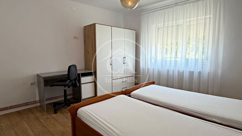 Casa de închiriat cu 3 camere în zona Calea Clujului, Oradea - Poză 12
