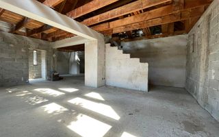 Casa de Vanzare in Onesti - Poză 4