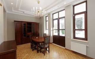 Chirie, casă, 3 nivele, strada Frumoasa, Centru - Poză 17