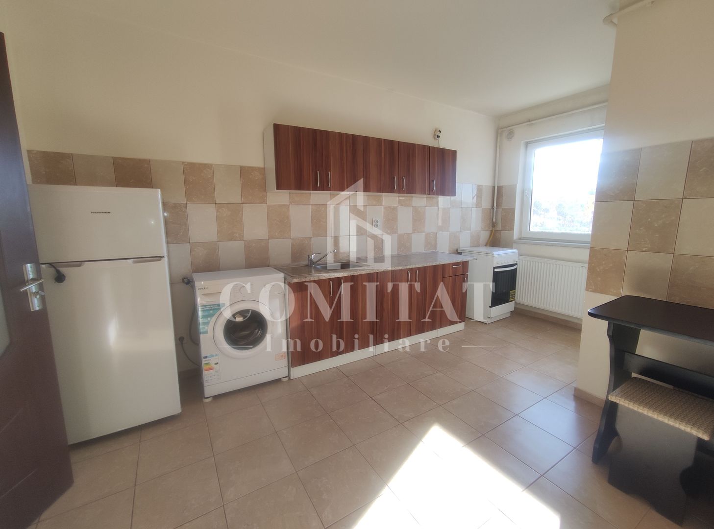 Vand apartament 2 camere | zona Vivo | Floresti - Poză 4