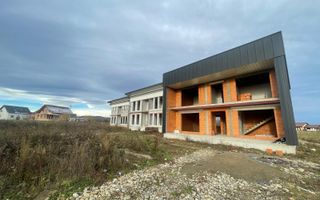 CASA LA ROȘU 220 MP | ZONA RETRASA CU VEDERE PANORAMICA| MARGINEA - Poză 2