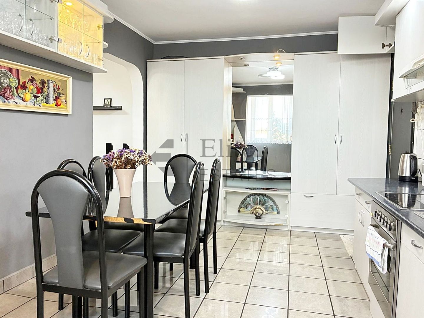 Apartament cu 3 camere de inchirat central in Oradea - Poză 2