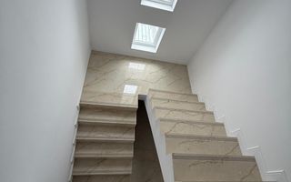 Mutare imediată! Vilă duplex 4 camere cu curte proprie - Poză 12