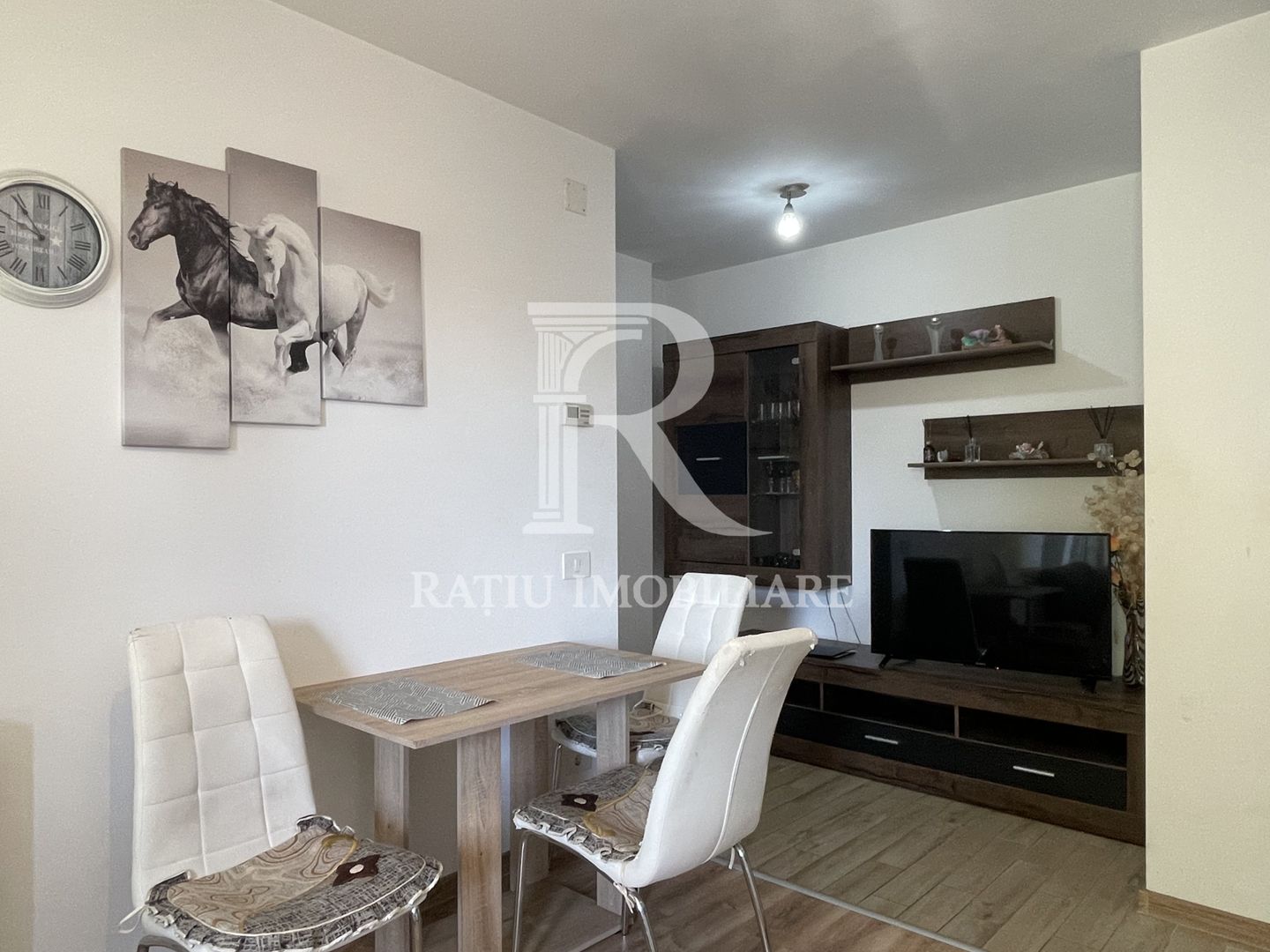 Apartament cu 2 camere | Panorama | Prima Sova | Oradea - Poză 4