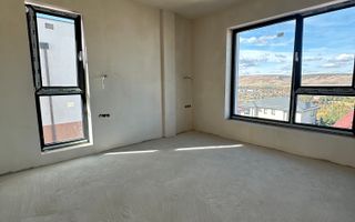 Casă în Florești, zona Vivo: 189 mp utili,  116 mp pe terase - Poză 10