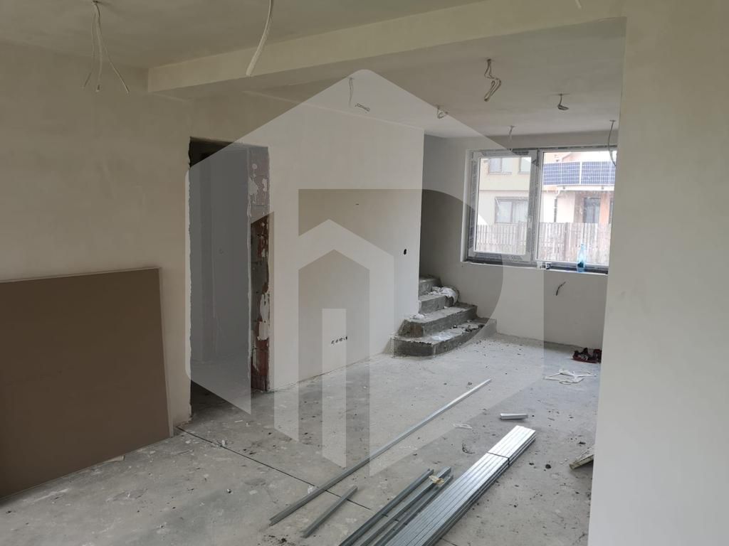 Duplex 4 Camere 2 Bai 2 locuri de parcare - Teren generos - Poză 15