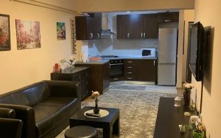 Apartament 2 camere balcon Doamna Stanca Dedeman - Poză 1